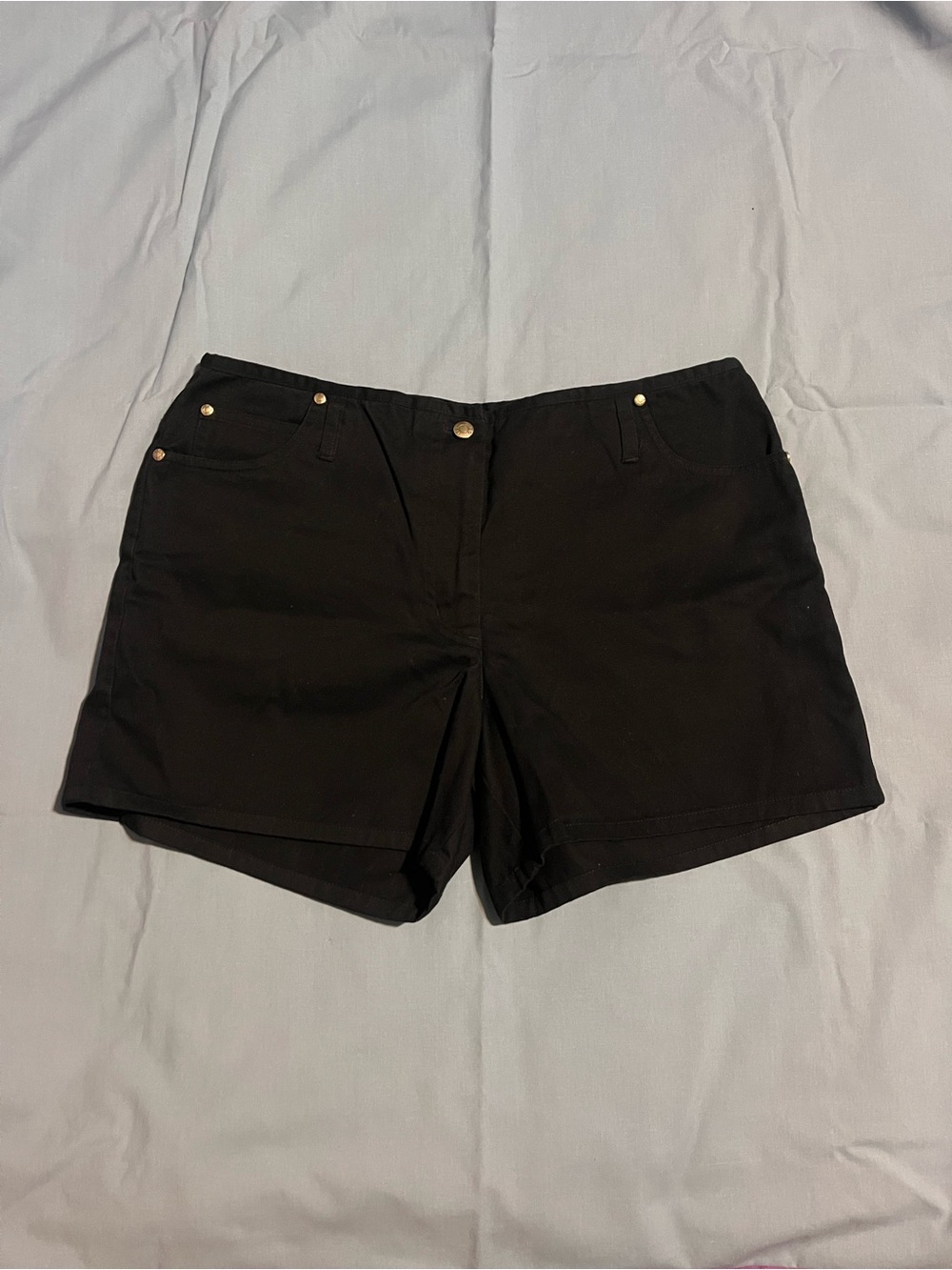 Everyday Black Women's Bermuda Shorts
